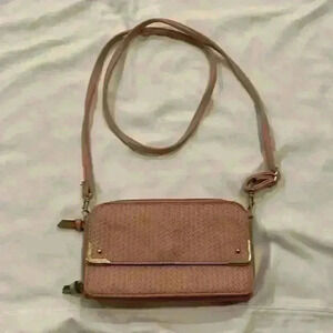 Bueno‎ Crossbody Bag